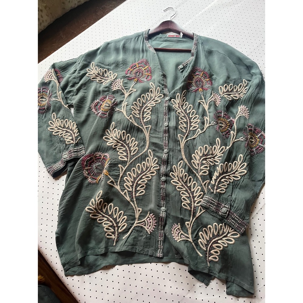 Johnny Was Syn Jenny Kas Embroidered Tunic Top XL Sage Green Boho Floral C34818 - Picture 2 of 9